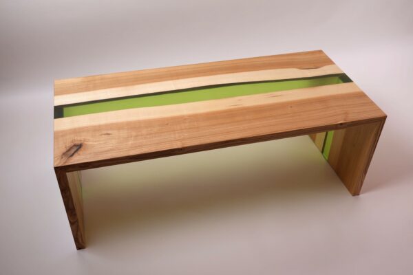 Couchtisch / Epoxidharz Tisch 51-115